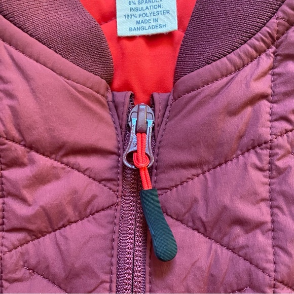 Duluth Trading Co Women's Agiloft Puffer Jacket - Burgundy Medium - Picture 2 of 6
